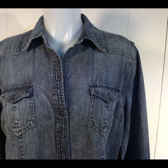 Denim Western shirt Bit & Bridle Button down Women’s Size Large - Picture 2 of 7